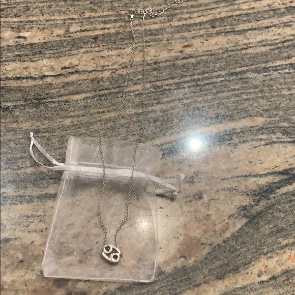 16k gold plated zodiac cancer sign necklace - Picture 5 of 5